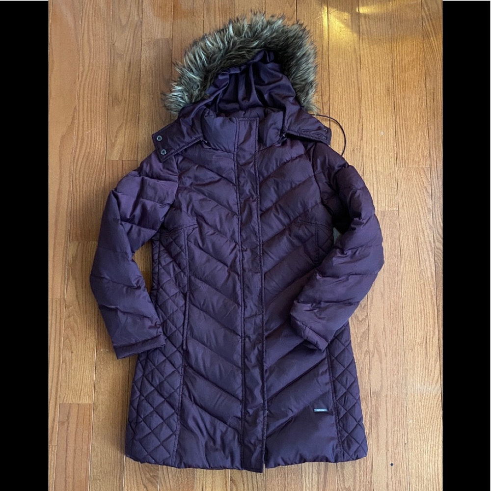 Puffer coat w/ faux ur trimmed hood